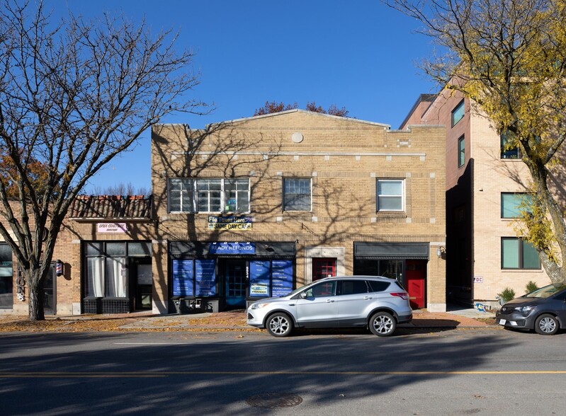 5532-5534.5 Troost Ave, Kansas City, MO à louer - Photo principale - Image 1 de 1