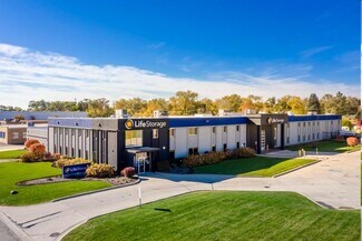 Plus de détails pour 426 S Westgate St, Addison, IL - Bureau à louer