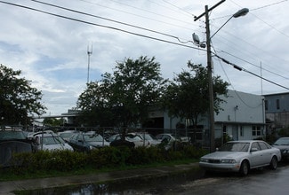 More details for 2301 SW 57th Ter, Hollywood, FL - Retail for Sale