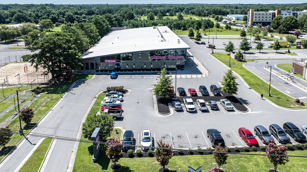 4050 W Vernon Ave, Kinston, NC à louer - Photo du bâtiment - Image 3 de 22