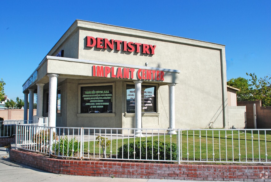 12732 Brookhurst St, Garden Grove, CA for sale - Building Photo - Image 2 of 7