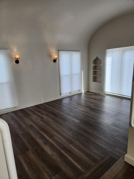 1125 Jefferson St, Napa, CA à louer - Photo du bâtiment - Image 2 de 10