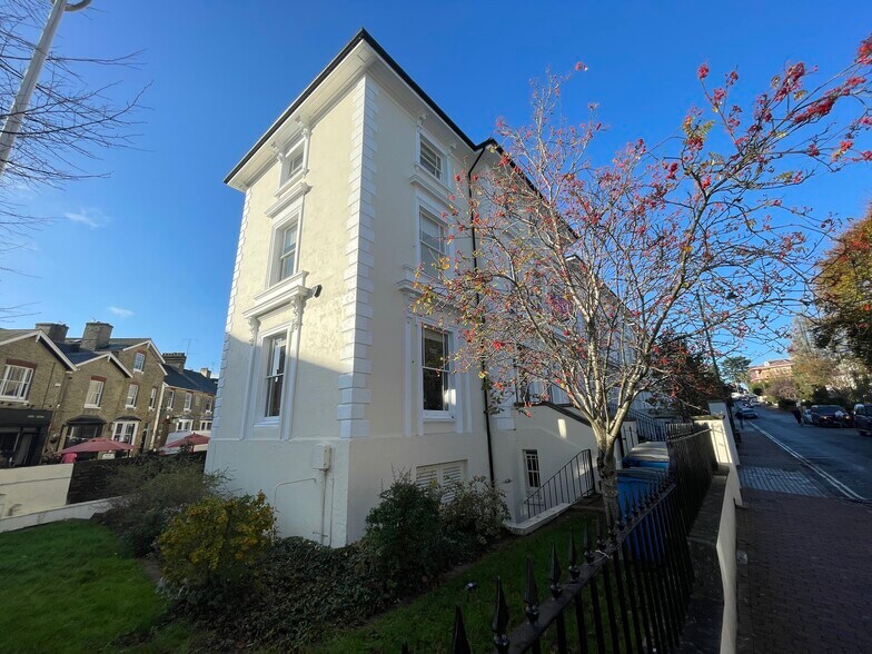 1 Mount Ephraim Rd, Tunbridge Wells à louer - Photo du bâtiment - Image 3 de 4