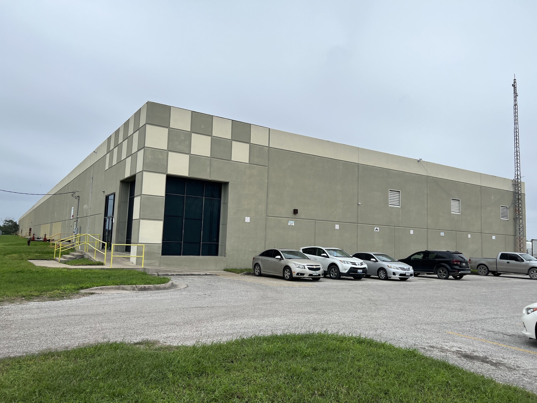 8250 Ruben M Torres Blvd, Brownsville, TX for lease Building Photo- Image 1 of 10