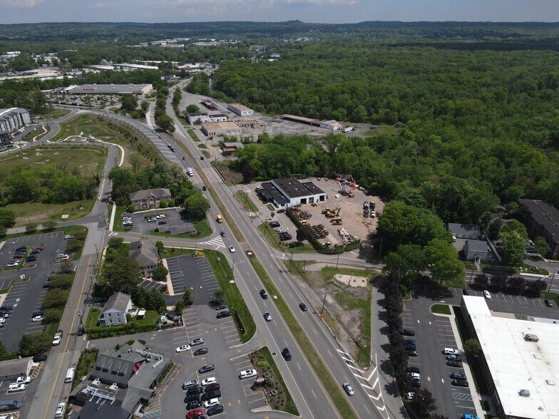 63 US Highway 46, Montville, NJ à vendre - Photo du bâtiment - Image 2 de 4