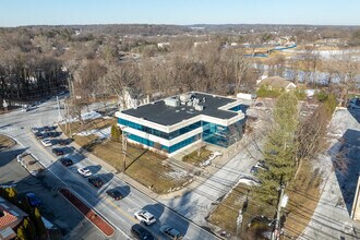 611 W Hartsdale Ave, White Plains, NY - AERIAL map view