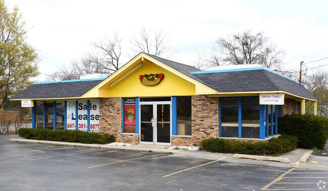 Plus de détails pour 1124 N Milwaukee Ave, Libertyville, IL - Commerce de détail à louer