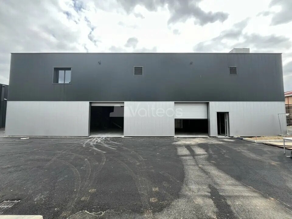 Flex in Cugnaux for lease Building Photo- Image 1 of 7