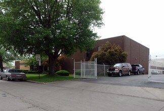 Plus de détails pour 1635 Coining Dr, Toledo, OH - Industriel à vendre