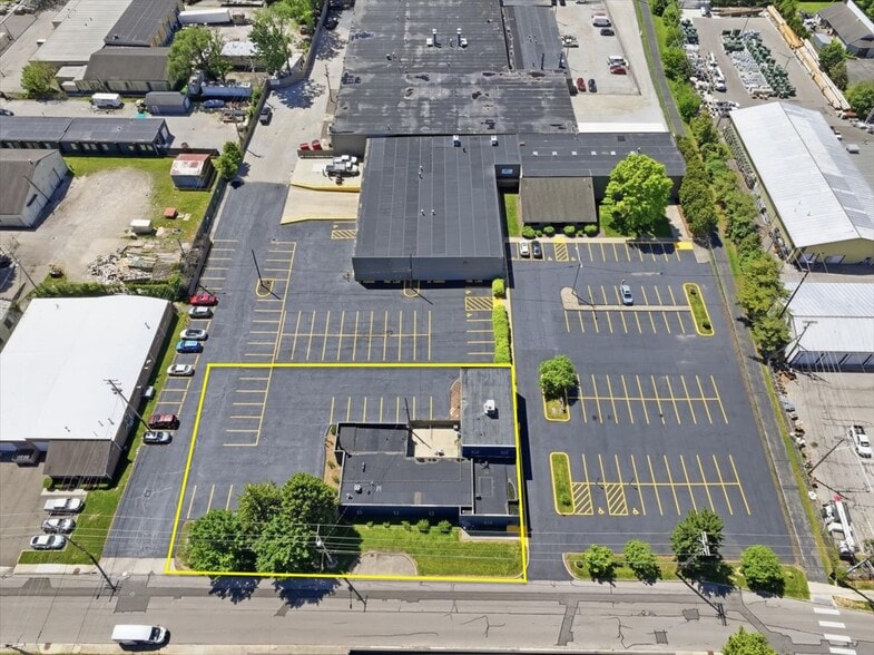 175 E Broadway Ave, Westerville, OH for lease - Building Photo - Image 3 of 66