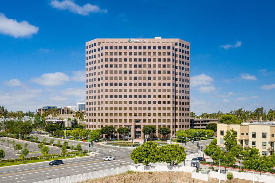 2600 michelson Dr, Irvine, CA for lease - Building Photo - Image 3 of 10