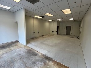 405-605 NW Saltzman Rd, Portland, OR for lease Interior Photo- Image 2 of 2