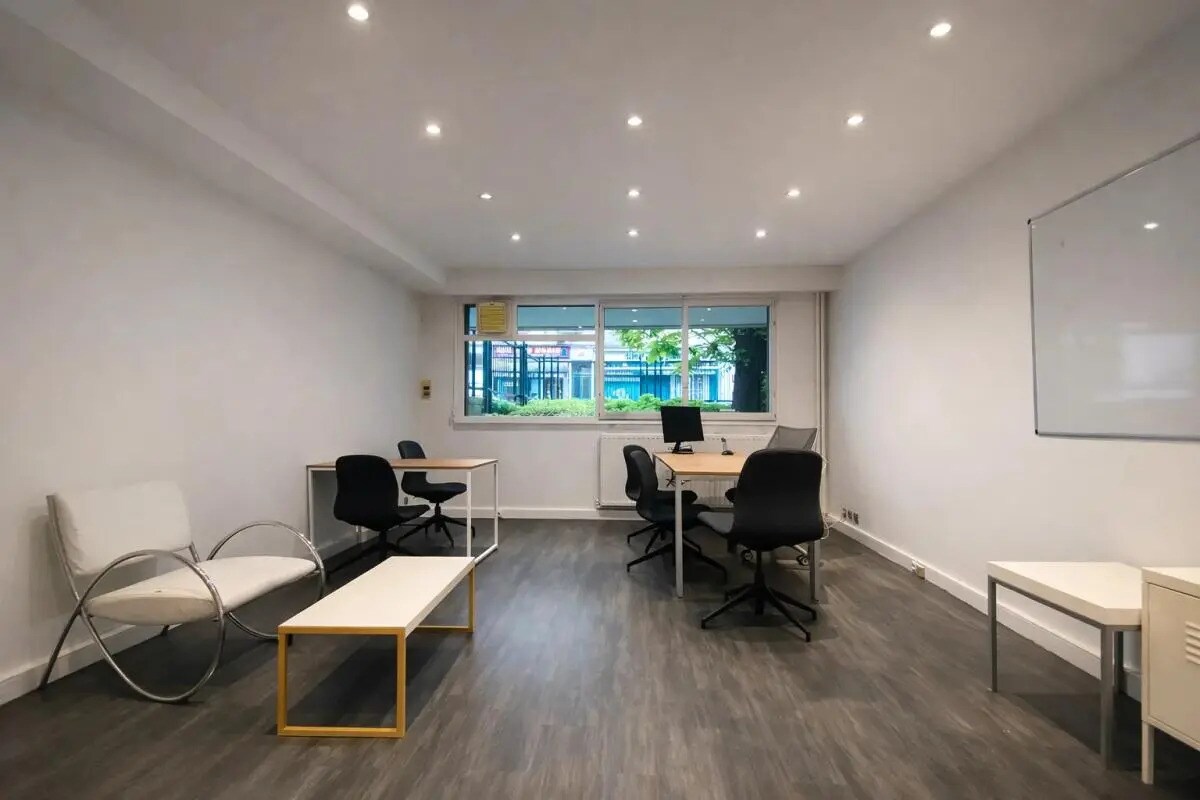 Office in Boulogne-Billancourt for lease Building Photo- Image 1 of 6