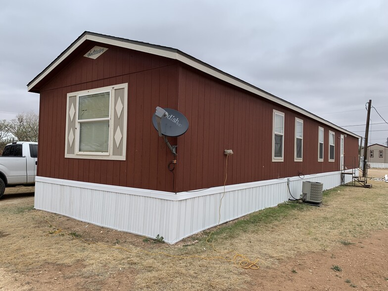 Snyder Mobile Home Park portfolio of 2 properties for sale on LoopNet.ca - Building Photo - Image 2 of 19