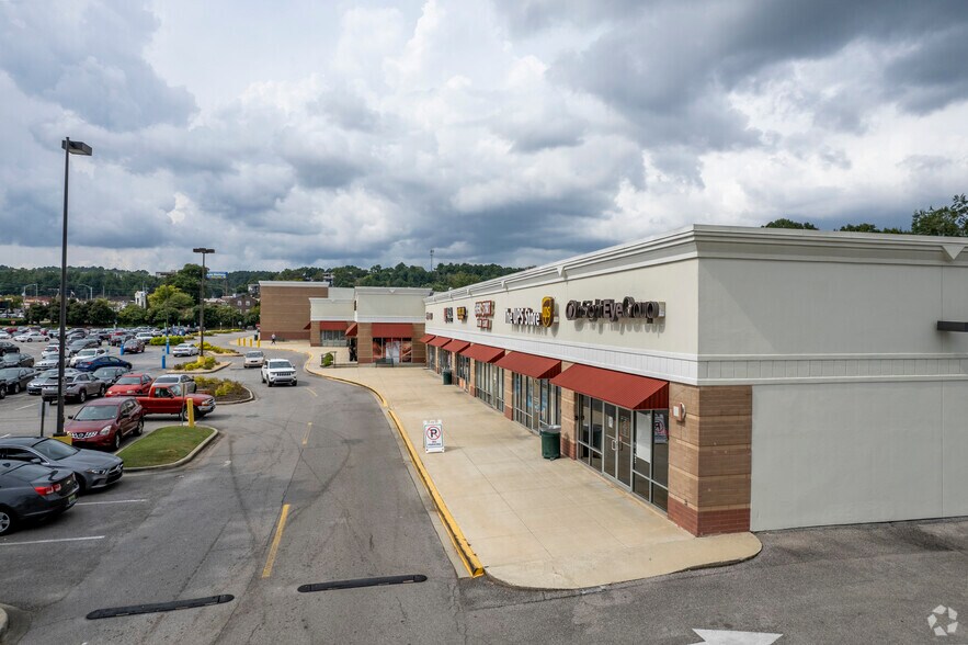 411-437 Green Springs Hwy, Birmingham, AL à louer - Photo principale - Image 1 de 1