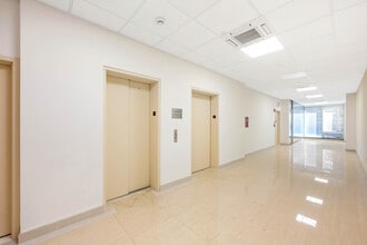 304 Fifth Ave, New York, NY à louer Photo intérieure- Image 2 de 4