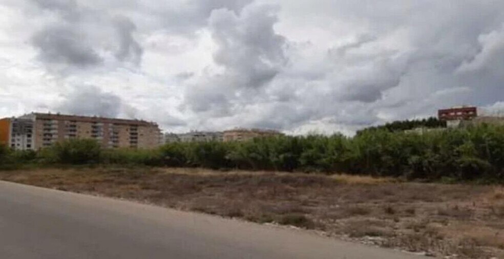 Land in Oliva, Valencia for sale - Primary Photo - Image 1 of 10