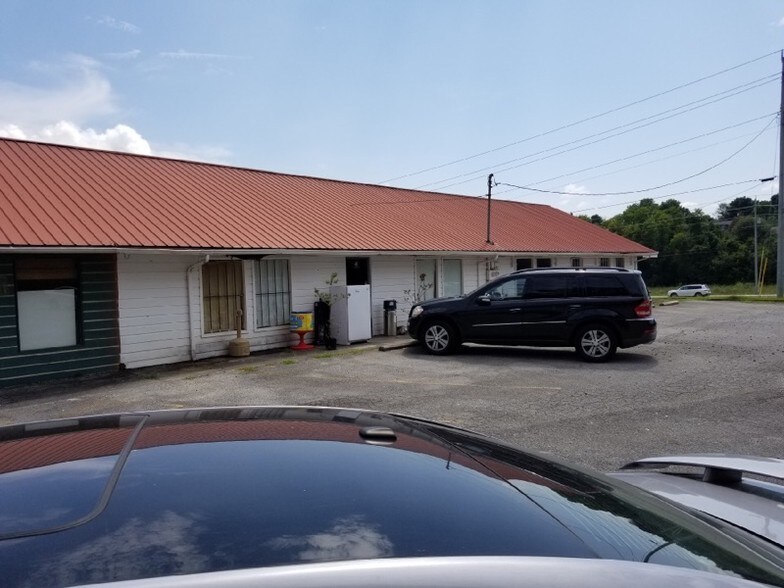 2560 Winfield Dunn Pky, Kodak, TN à louer - Autre - Image 2 de 7