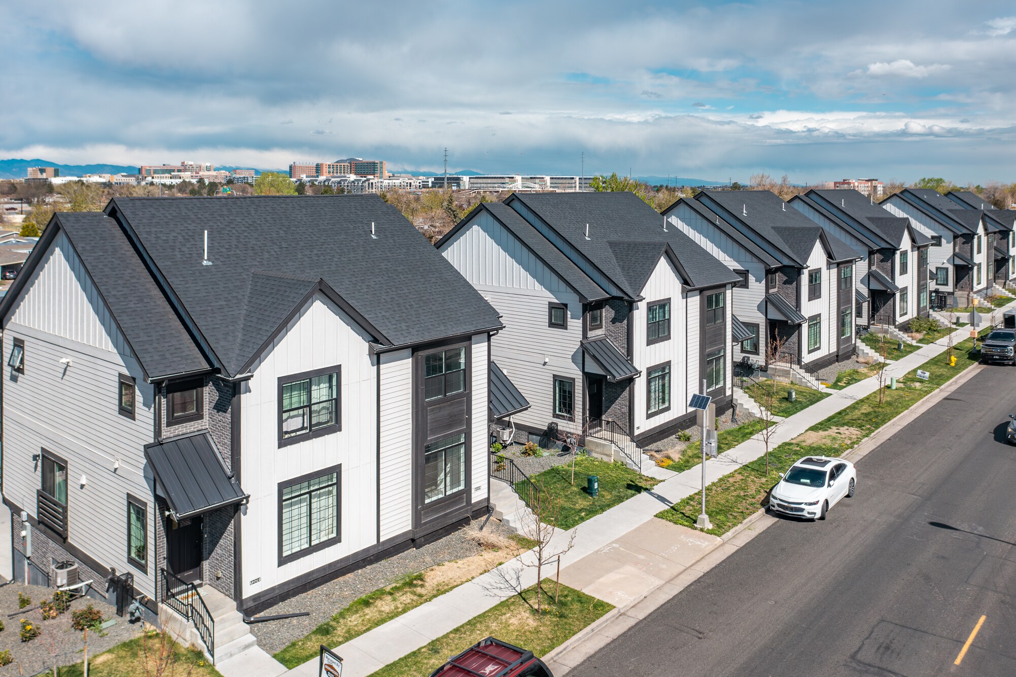 1167-1239 N Sable Blvd, Aurora, CO for sale Building Photo- Image 1 of 20