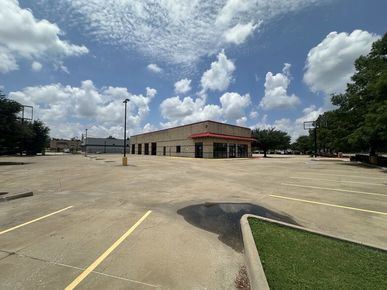 7380 Chase Oaks Blvd, Plano, TX for lease - Building Photo - Image 3 of 4
