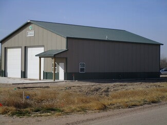 Plus de détails pour 365 Airlinks Dr, Garden City, KS - Industriel à vendre