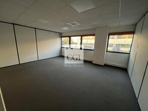 Office in Saint-Priest for lease Interior Photo- Image 1 of 1