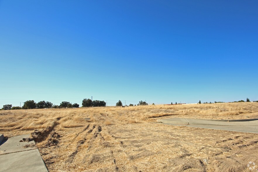 3820 S Loop Rd, Rocklin, CA à vendre - Autre - Image 3 de 4