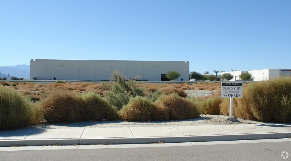 0 Caspian St, Indio, CA for sale - Primary Photo - Image 1 of 8