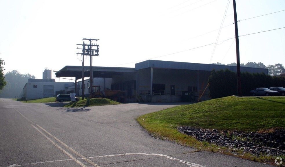 47 Park Ave, Elverson, PA à vendre - Photo du bâtiment - Image 2 de 12