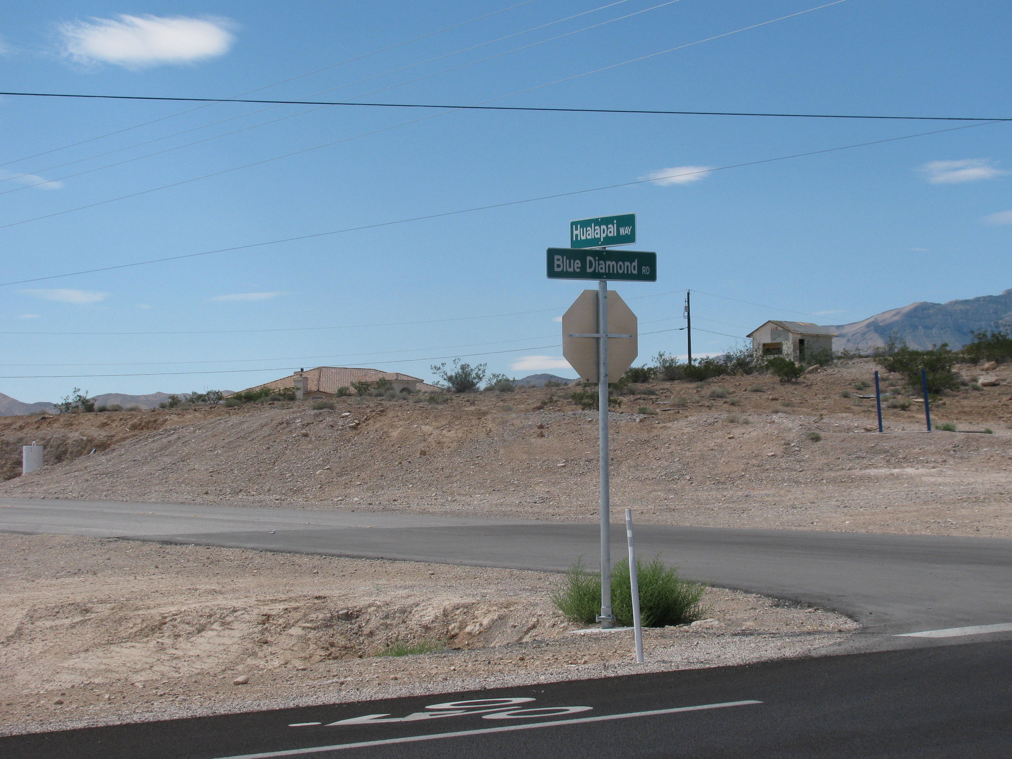 Blue Diamond Rd, Las Vegas, NV à vendre Photo du b timent- Image 1 de 1