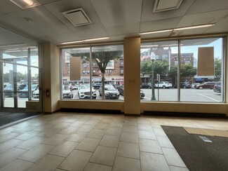 Plus de détails pour 221 Mamaroneck Ave, White Plains, NY - Vente au détail à louer