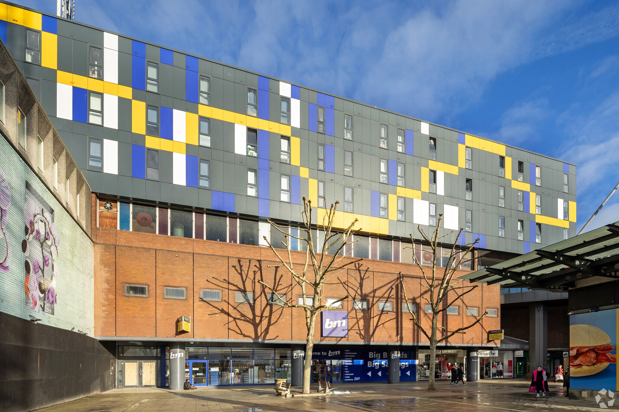 3-5 Town Sq, Basildon for lease Primary Photo- Image 1 of 3