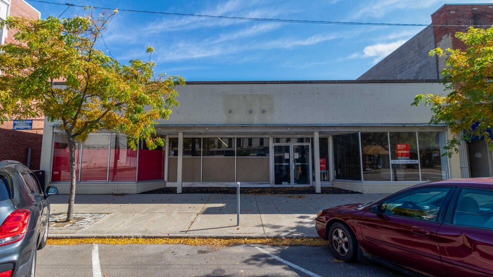 36 Liberty St, Bath, NY à louer - Photo du bâtiment - Image 3 de 25