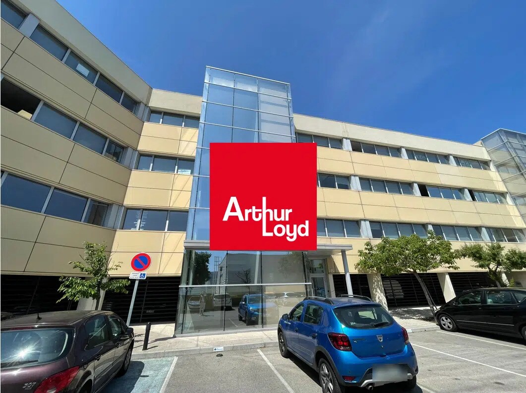Bureau dans Aubagne à louer Photo du bâtiment- Image 1 de 9