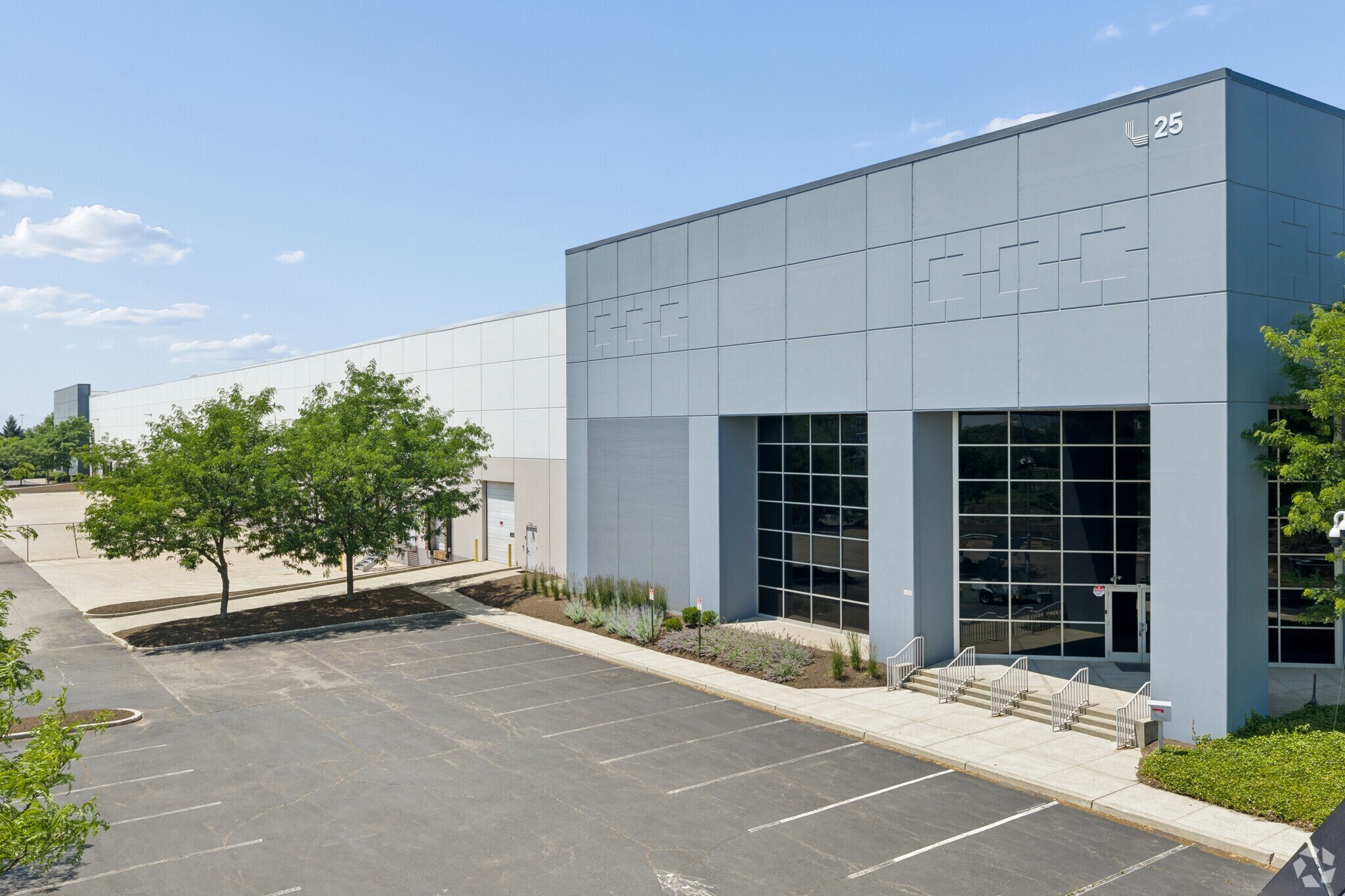 25 Colony Rd, Jersey City, NJ for lease Building Photo- Image 1 of 34