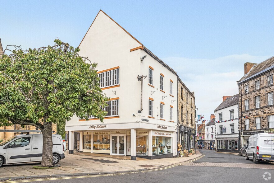 19 Market Pl, Hexham à vendre - Photo du bâtiment - Image 2 de 4