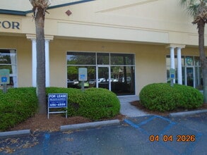 70 Pennington Dr, Bluffton, SC for lease Interior Photo- Image 1 of 9