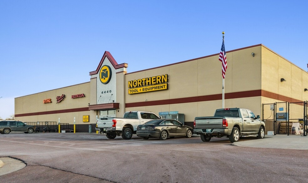 4440 W Crossroads Pl, Sioux Falls, SD à vendre - Photo principale - Image 1 de 5