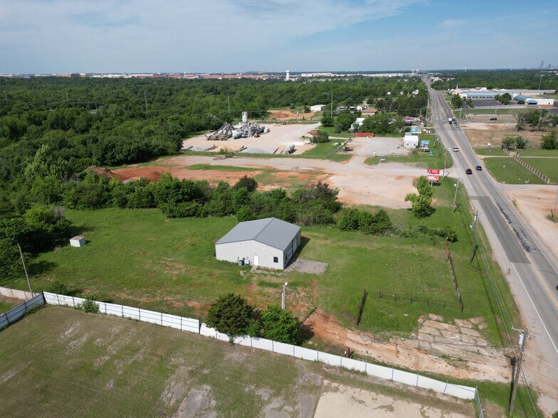 10124 SE 29th St, Midwest City, OK à vendre - Photo du bâtiment - Image 3 de 4