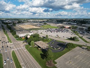 4080 Fox Valley Center Dr, Aurora, IL - Aérien  Vue de la carte - Image1