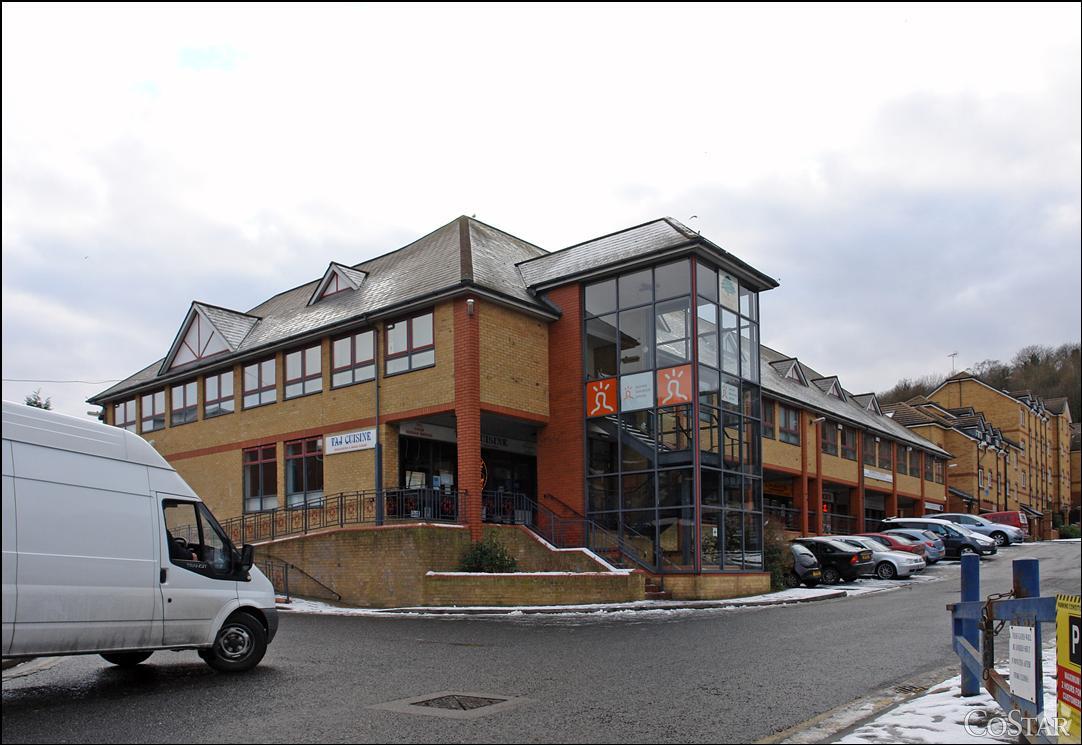 Walderslade Rd, Chatham for lease Primary Photo- Image 1 of 5