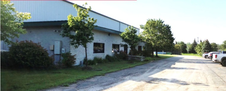 2175 Fyke Dr, Milford, MI for lease - Building Photo - Image 1 of 6