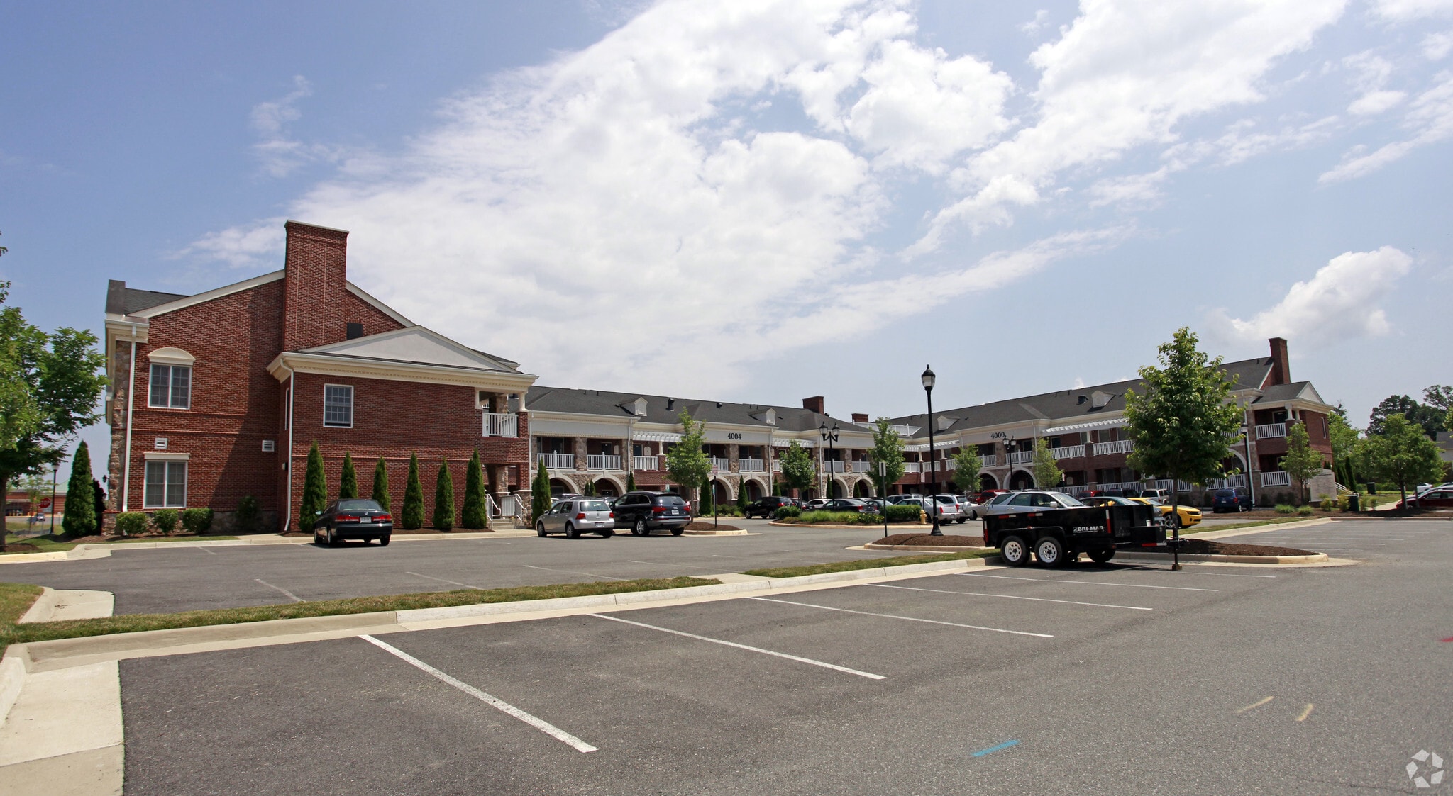 4004 Genesee Pl, Woodbridge, VA for lease Primary Photo- Image 1 of 2