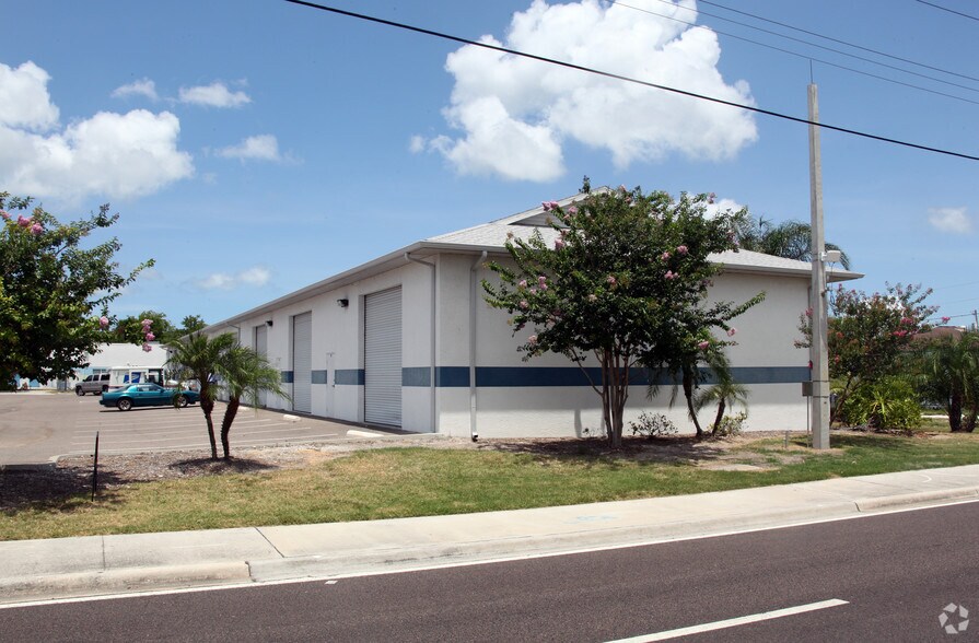 1805 8th Ave W, Palmetto, FL à vendre - Photo du bâtiment - Image 3 de 3