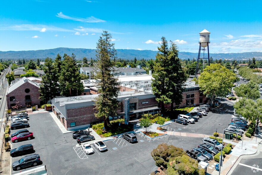 300 Orchard City Dr, Campbell, CA à louer - Aérien - Image 3 de 5