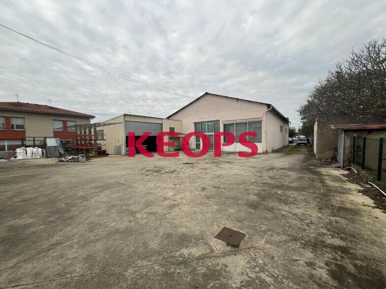3 Rue Pierre Et Marie Curie, Aucamville for sale - Building Photo - Image 1 of 9