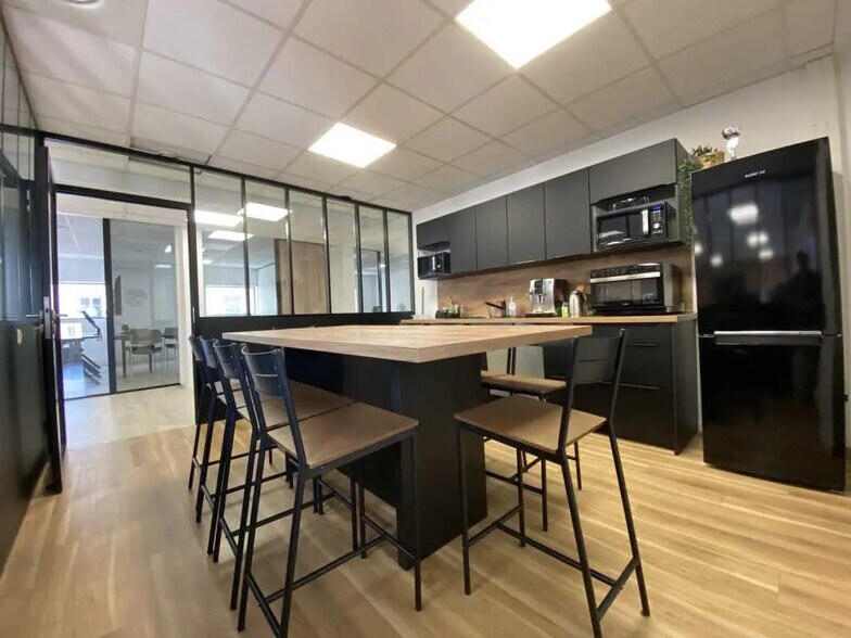 Office in Lyon for sale - Interior Photo - Image 3 of 13