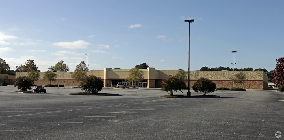 1871-1873 W Ehringhaus St, Elizabeth City, NC for sale - Primary Photo - Image 1 of 13