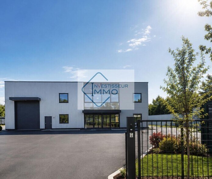 Industrial in Mitry-Mory for lease - Building Photo - Image 1 of 2
