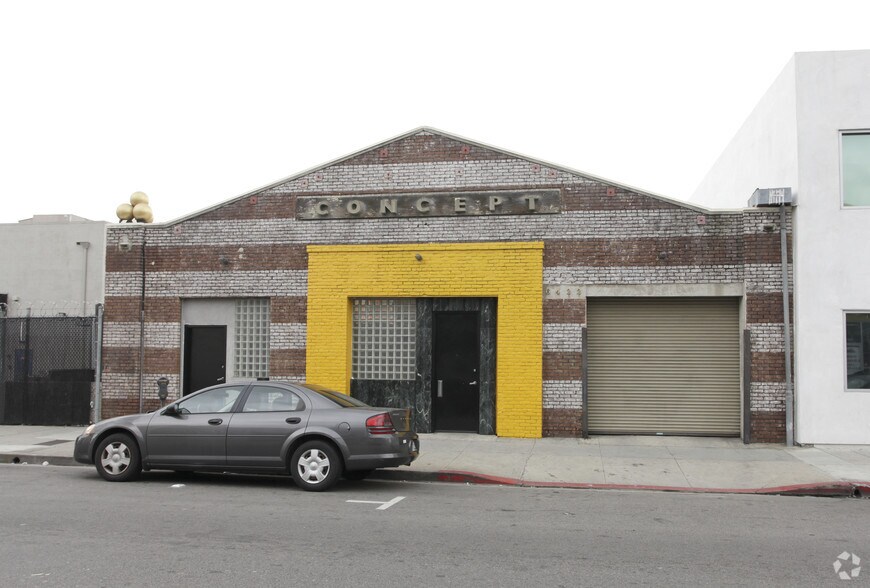 6422 Selma Ave, Los Angeles, CA à louer - Photo du bâtiment - Image 3 de 4